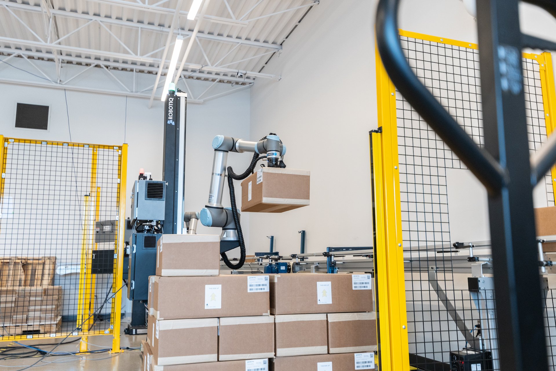 Robotiq Palletizing Solution_051_04-2021